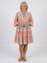 Maelle | Jurk met V-hals en geometrische print, knie-lengte