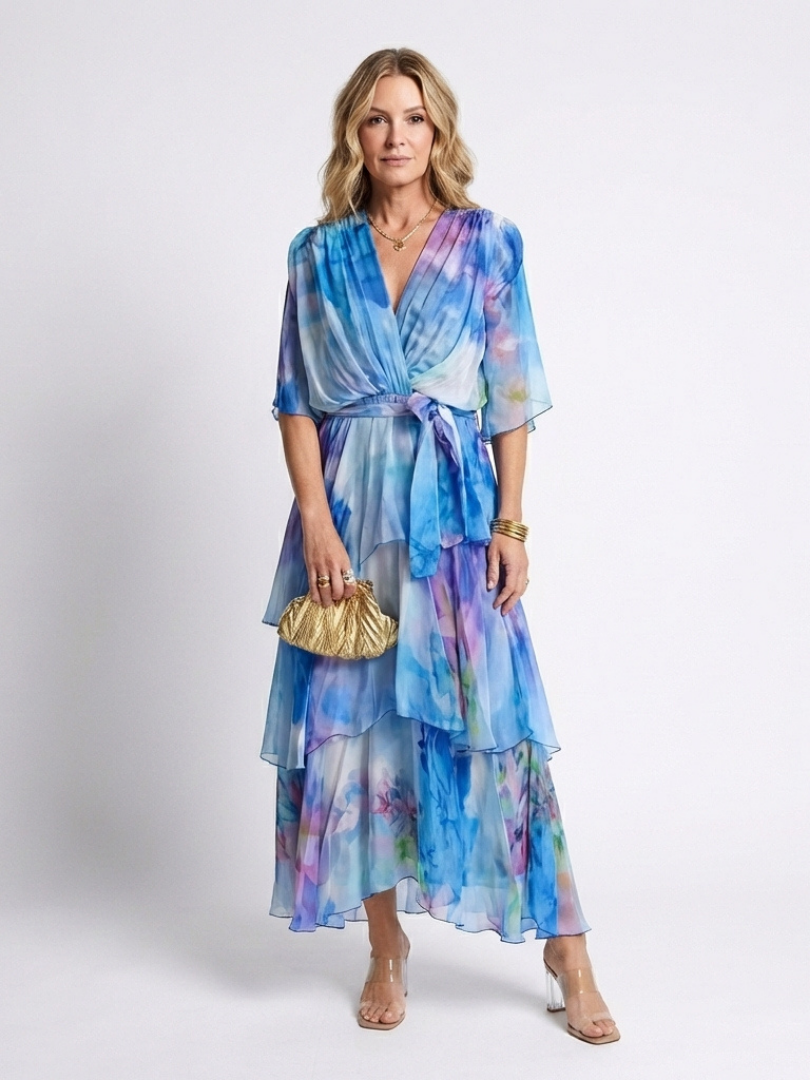 Calista | Maxidress met V-hals en gestrikte taille