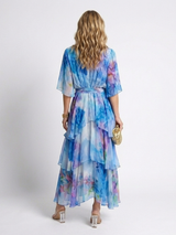 Calista | Maxidress met V-hals en gestrikte taille