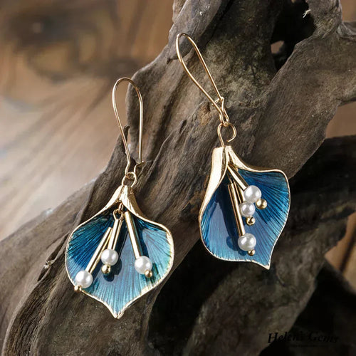 Goudkleurige en Blauwe Hangoorbellen met Parels